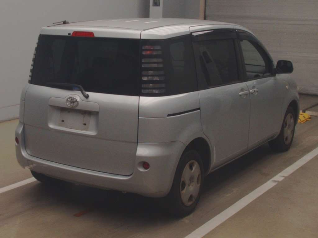 2003 Toyota Sienta NCP81G[1]