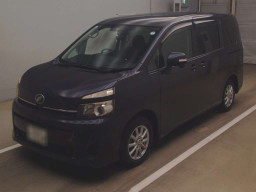 2010 Toyota Voxy