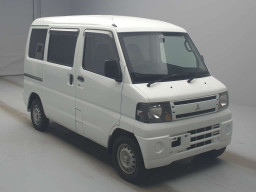 2011 Mitsubishi Minicab Van