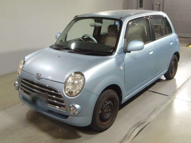 2005 Daihatsu Miragino