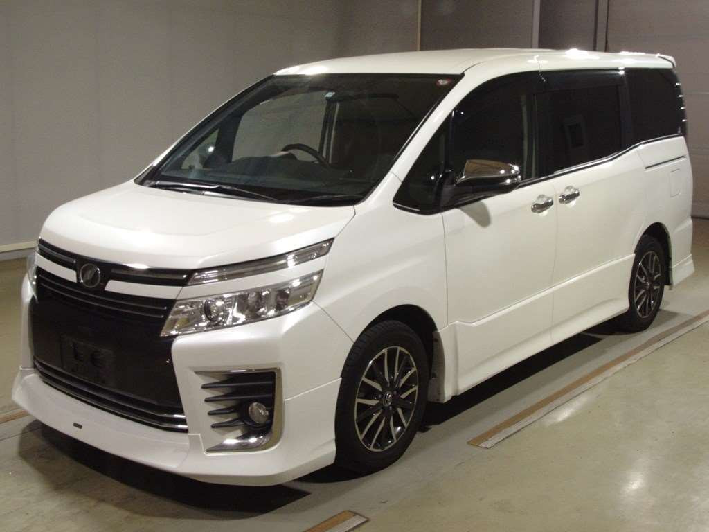 2015 Toyota Voxy ZRR80W[0]