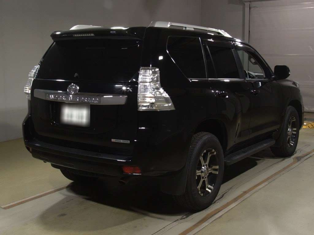 2016 Toyota Land Cruiser Prado GDJ150W[1]