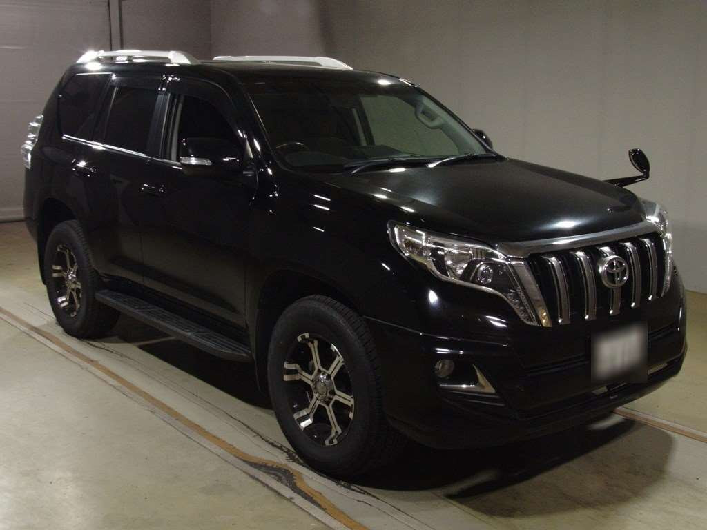 2016 Toyota Land Cruiser Prado GDJ150W[2]