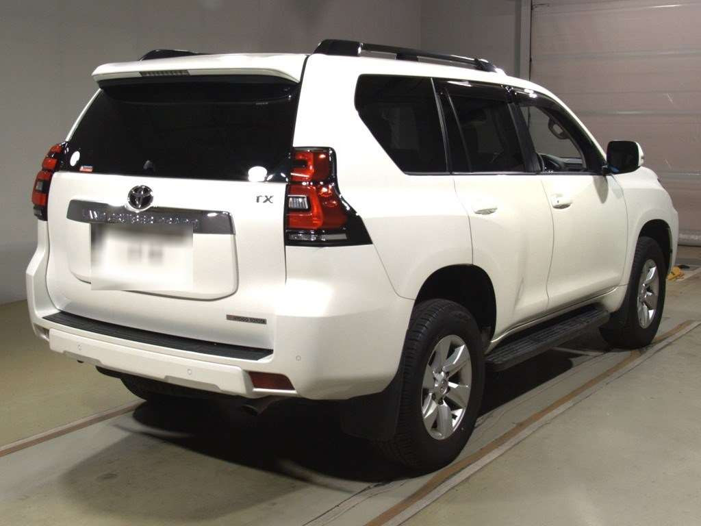 2020 Toyota Land Cruiser Prado GDJ150W[1]