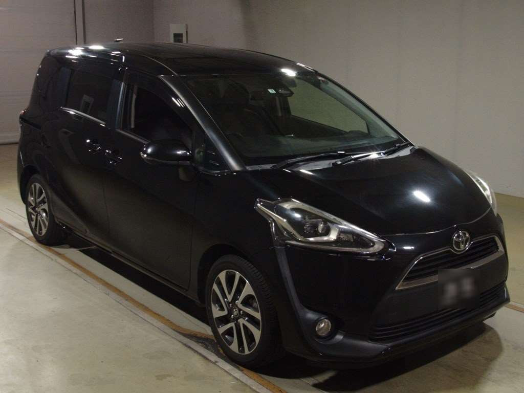 2017 Toyota Sienta NSP170G[2]