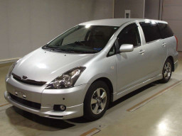 2005 Toyota Wish