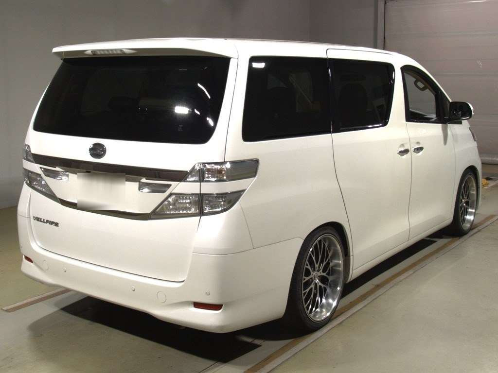 2012 Toyota Vellfire ANH20W[1]