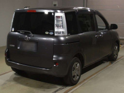 2011 Toyota Sienta