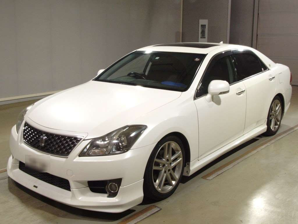 2011 Toyota Crown GRS200[0]