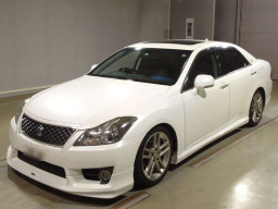 2011 Toyota Crown