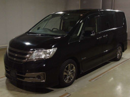 2013 Nissan Serena