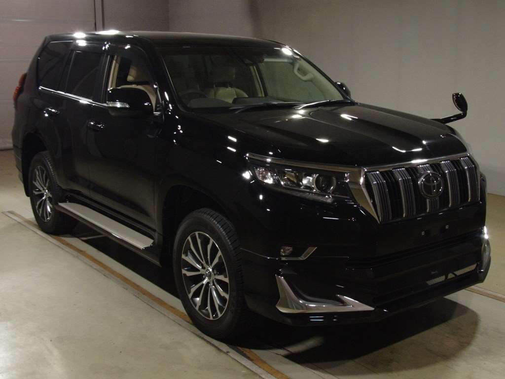 2020 Toyota Land Cruiser Prado TRJ150W[2]