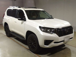 2021 Toyota Land Cruiser Prado