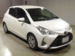 2017 Toyota Vitz