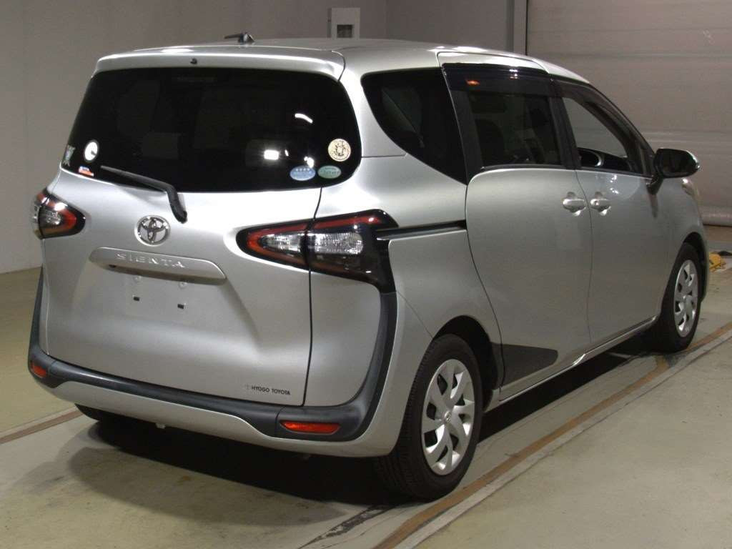 2016 Toyota Sienta NSP170G[1]