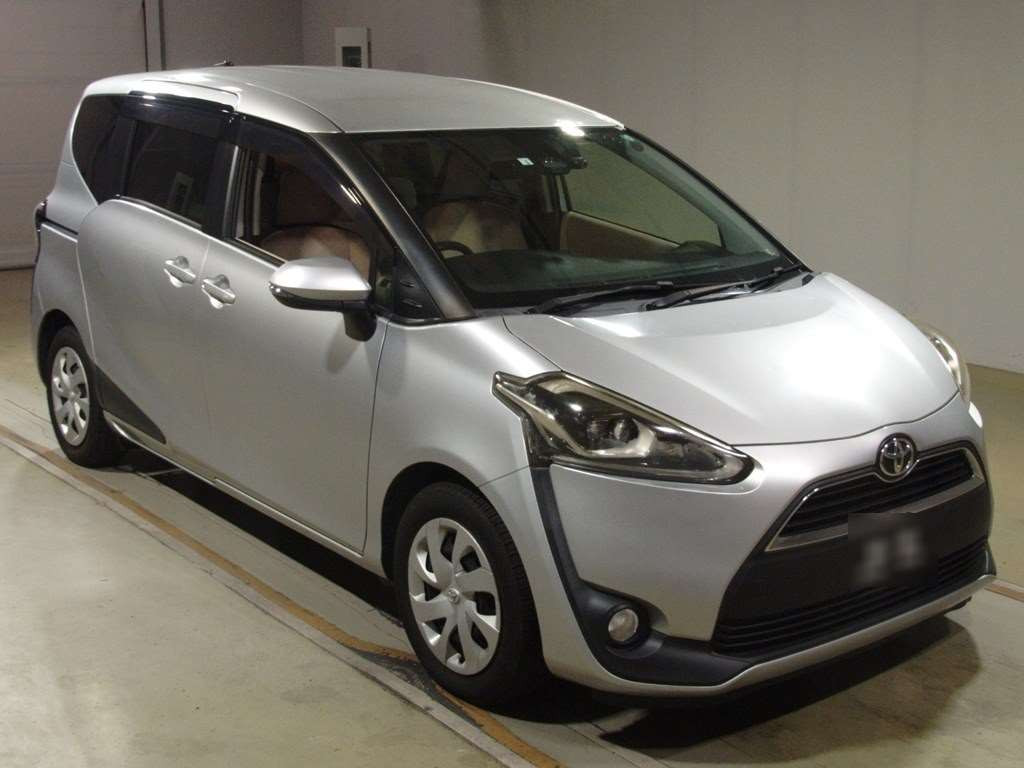 2016 Toyota Sienta NSP170G[2]