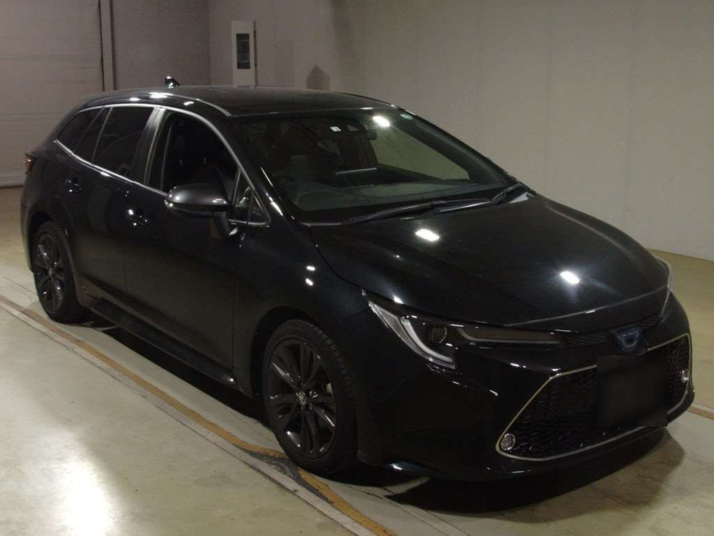 2022 Toyota Corolla Touring Wagon ZWE211W[2]