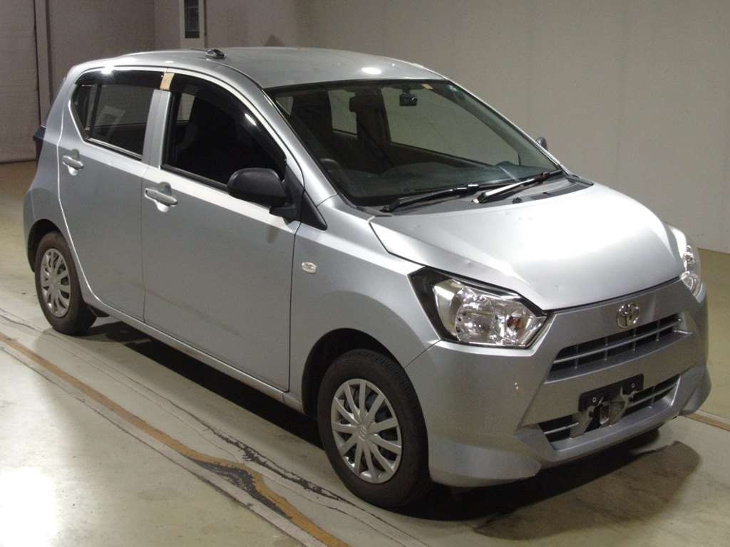 2023 Toyota Pixis Epoch LA350A[2]