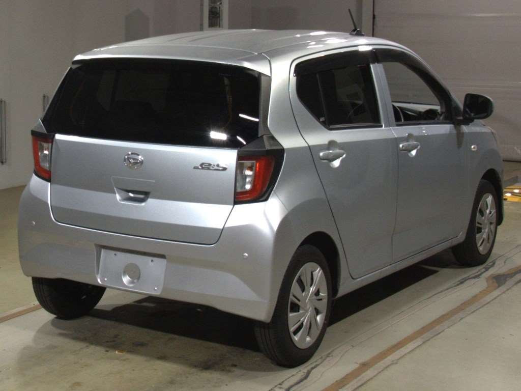 2021 Daihatsu Mira es LA350S[1]