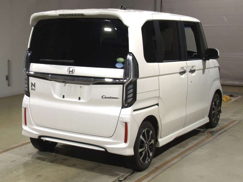 2019 Honda N-BOX CUSTOM JF3[1]