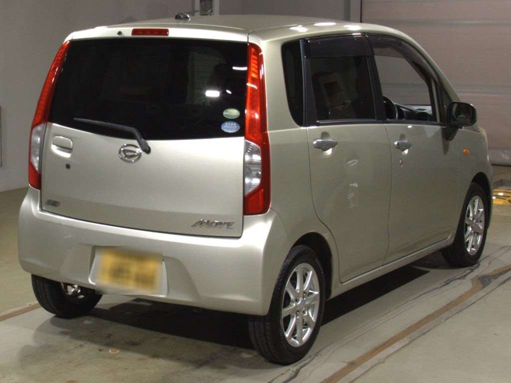 2013 Daihatsu Move LA100S[1]