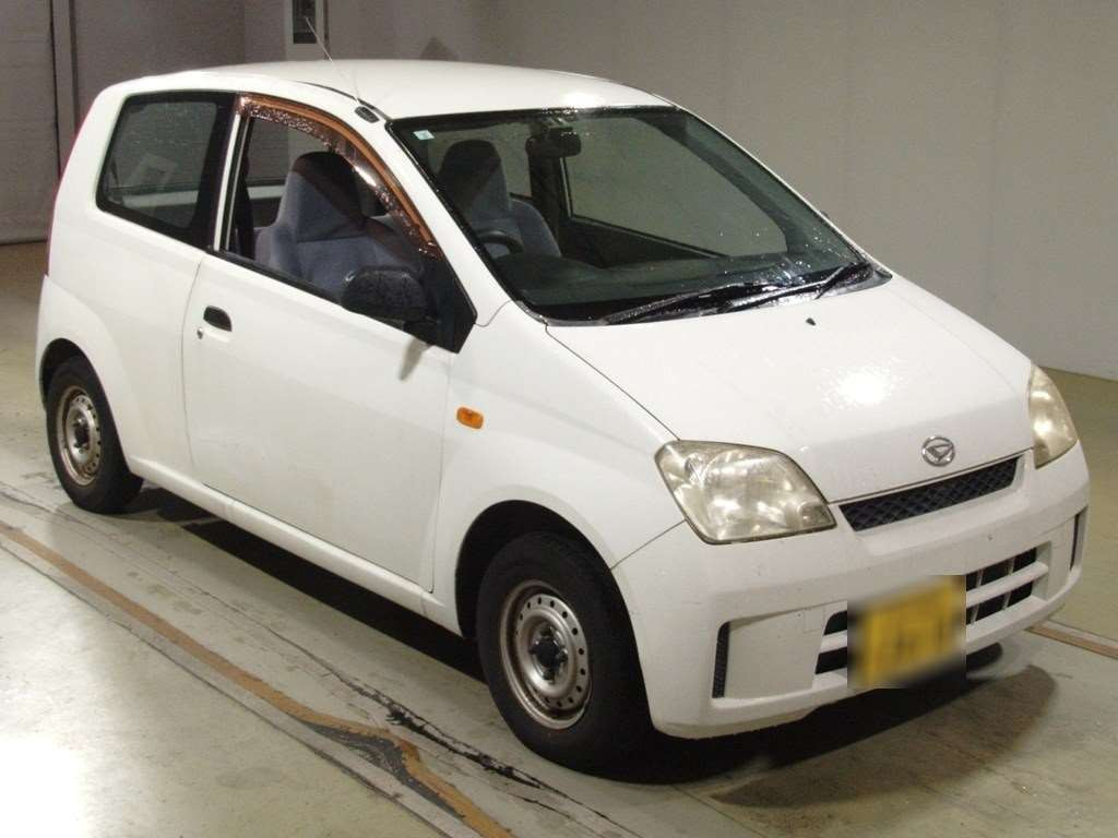 2004 Daihatsu Mira L250V[2]