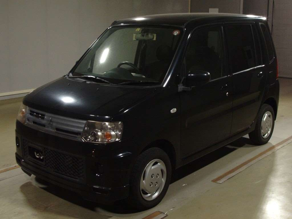 2010 Mitsubishi Toppo H82A[0]