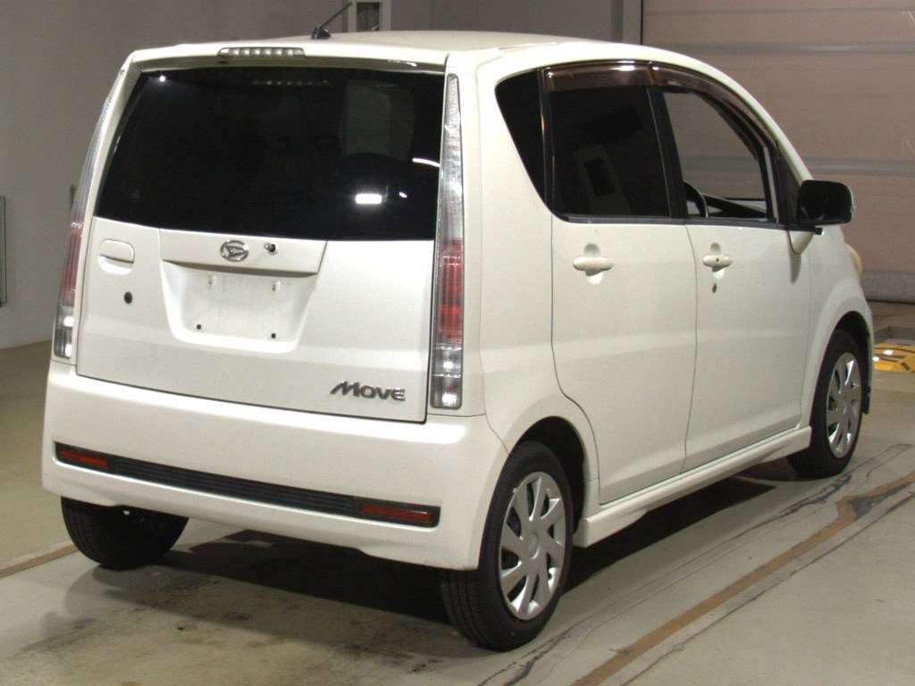 2010 Daihatsu Move L175S[1]