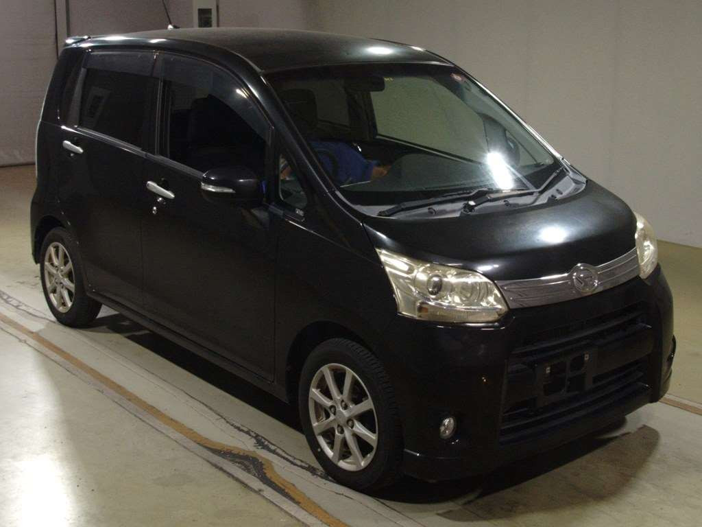 2011 Daihatsu Move Custom LA100S[2]