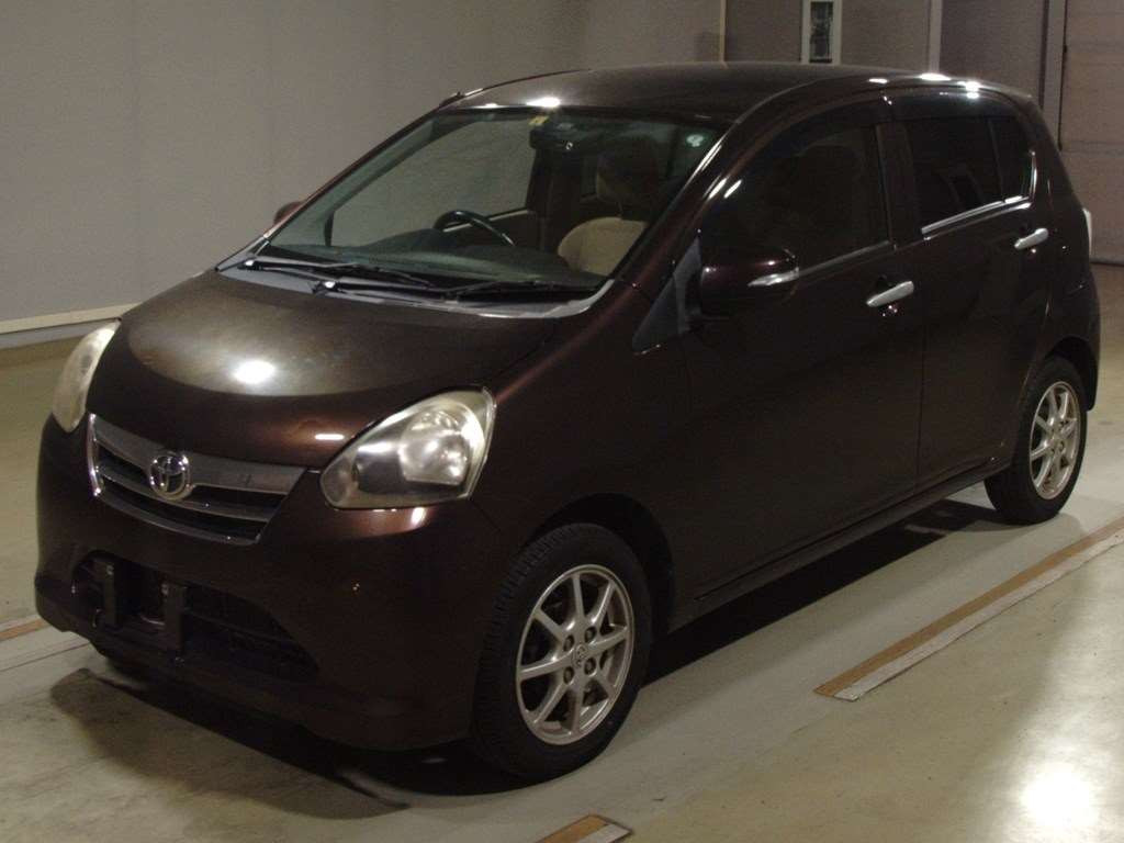 2012 Toyota Pixis Epoch LA300A[0]