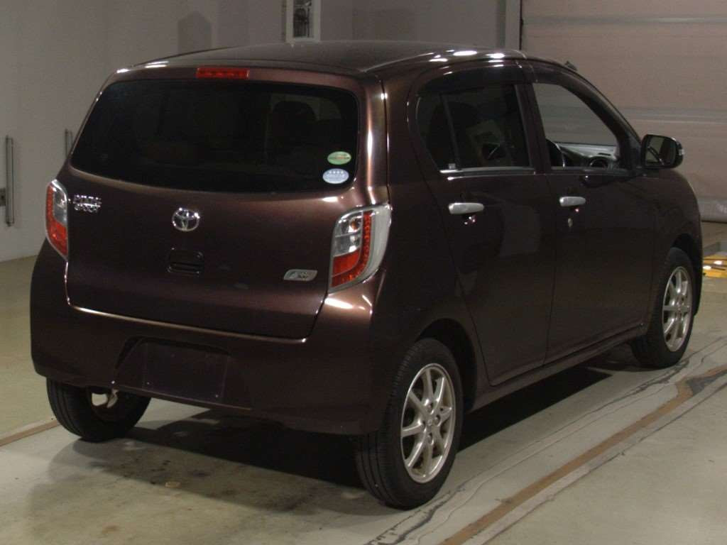 2012 Toyota Pixis Epoch LA300A[1]