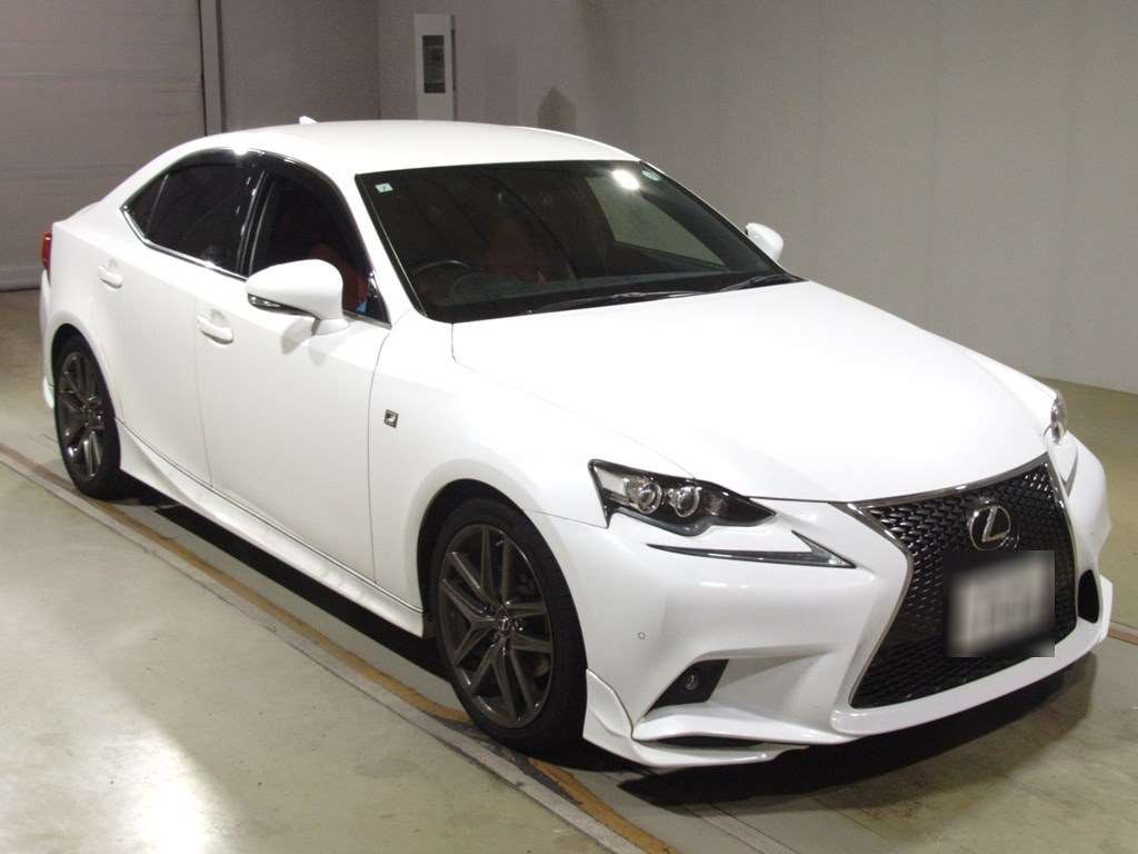 2013 Lexus IS GSE30[2]