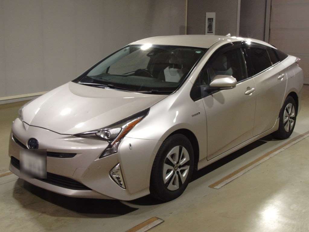 2016 Toyota Prius ZVW51[0]