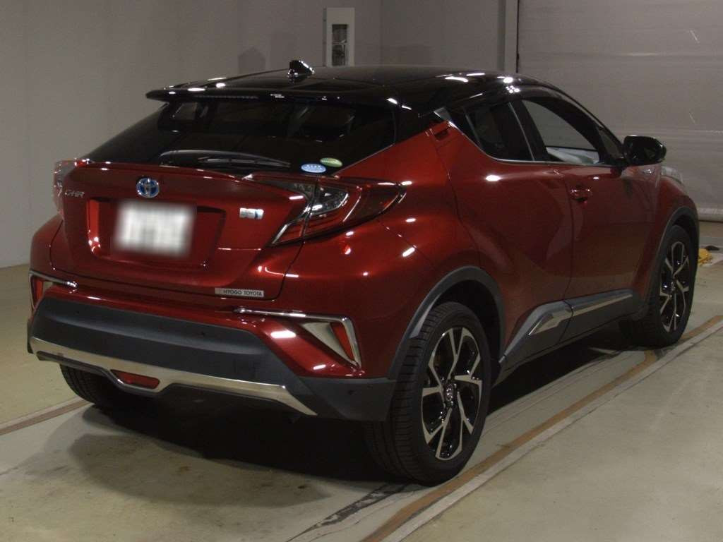 2019 Toyota C-HR ZYX10[1]