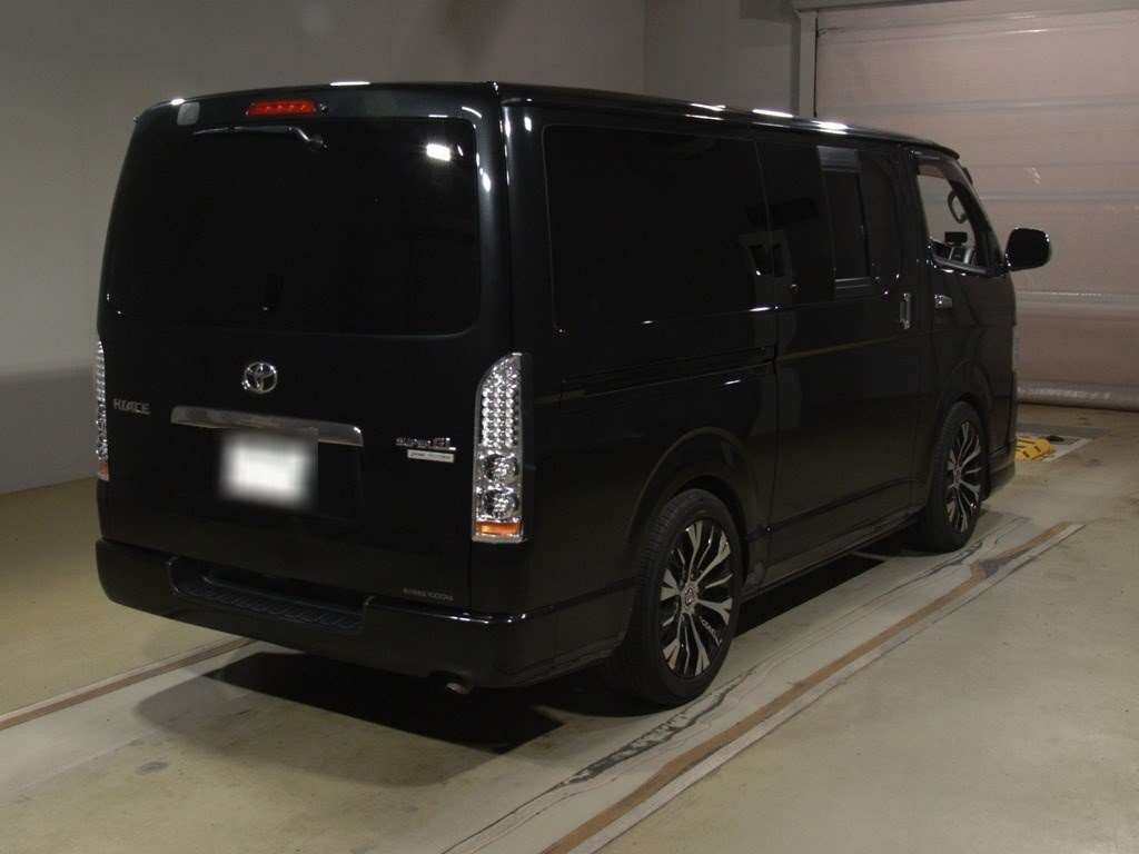 2013 Toyota Hiace Van TRH200V[1]