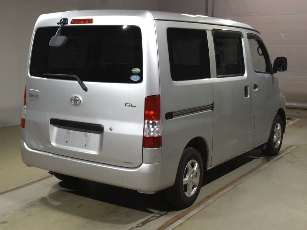 2015 Toyota Townace Van S402M[1]