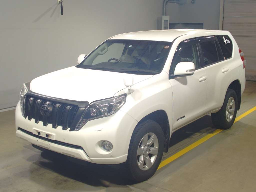 2016 Toyota Land Cruiser Prado GDJ150W[0]