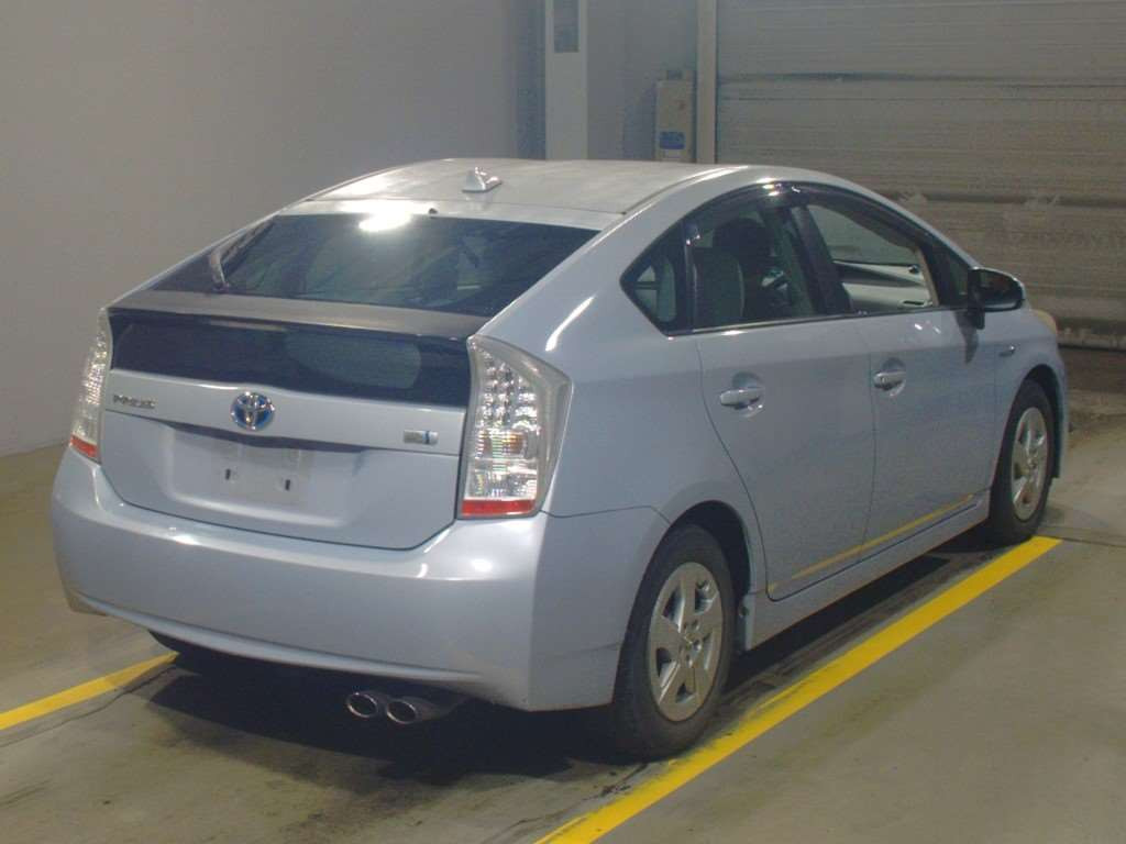 2011 Toyota Prius ZVW30[1]