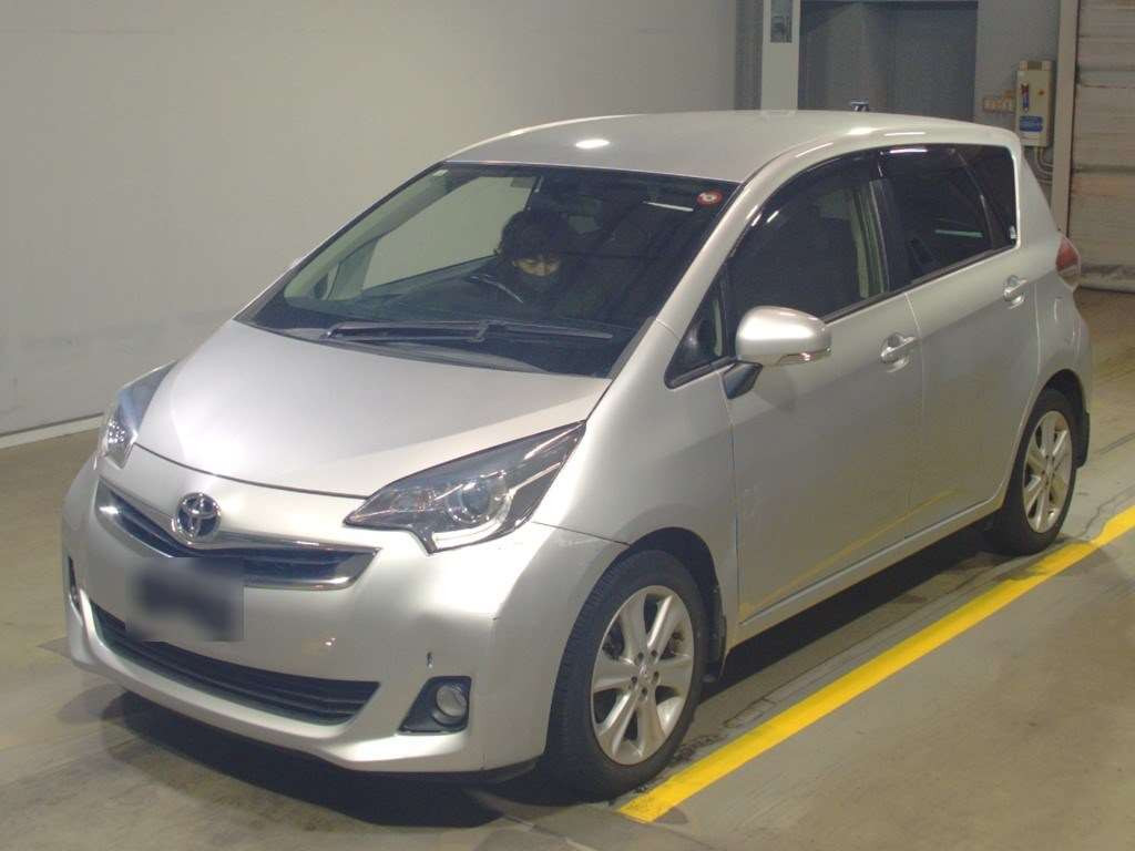 2014 Toyota Ractis NCP120[0]