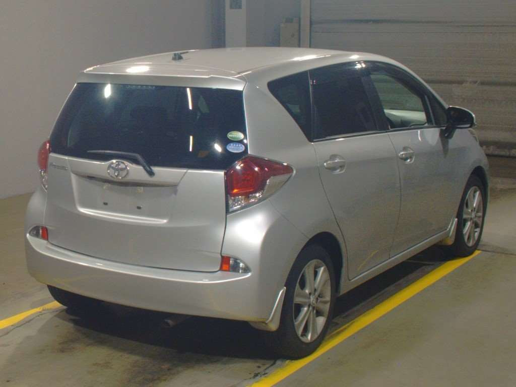 2014 Toyota Ractis NCP120[1]