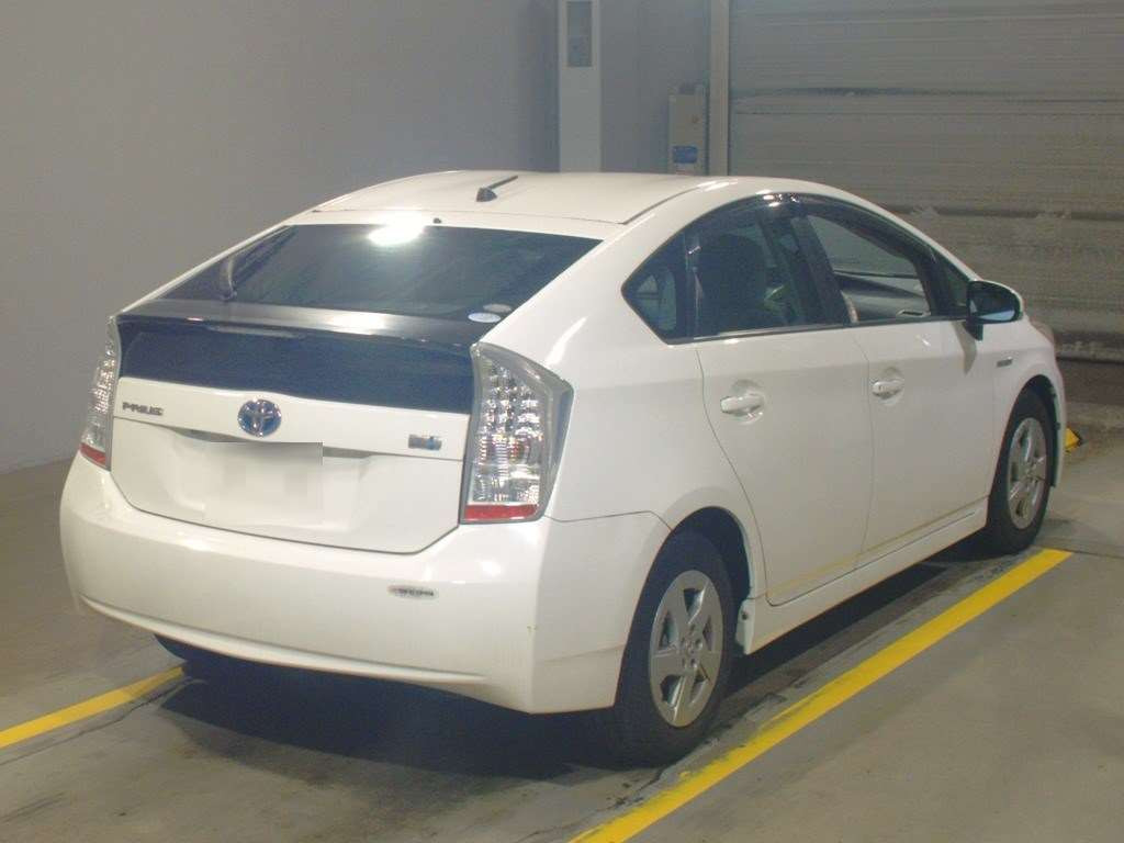 2009 Toyota Prius ZVW30[1]