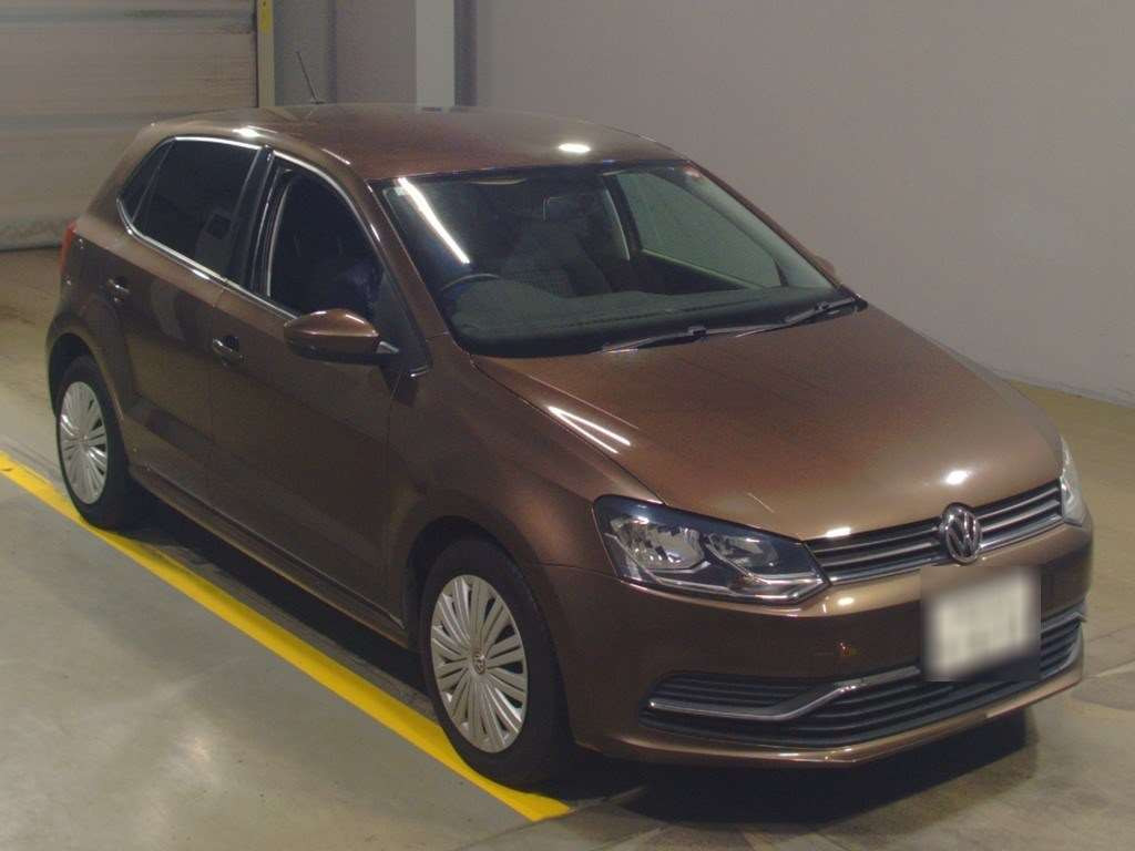 2014 Volkswagen Polo 6RCJZ[2]