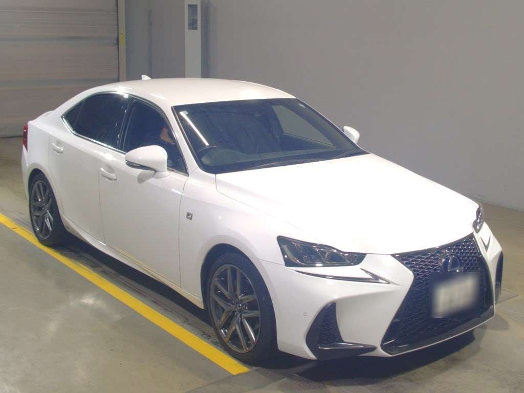 2017 Lexus IS AVE30[2]