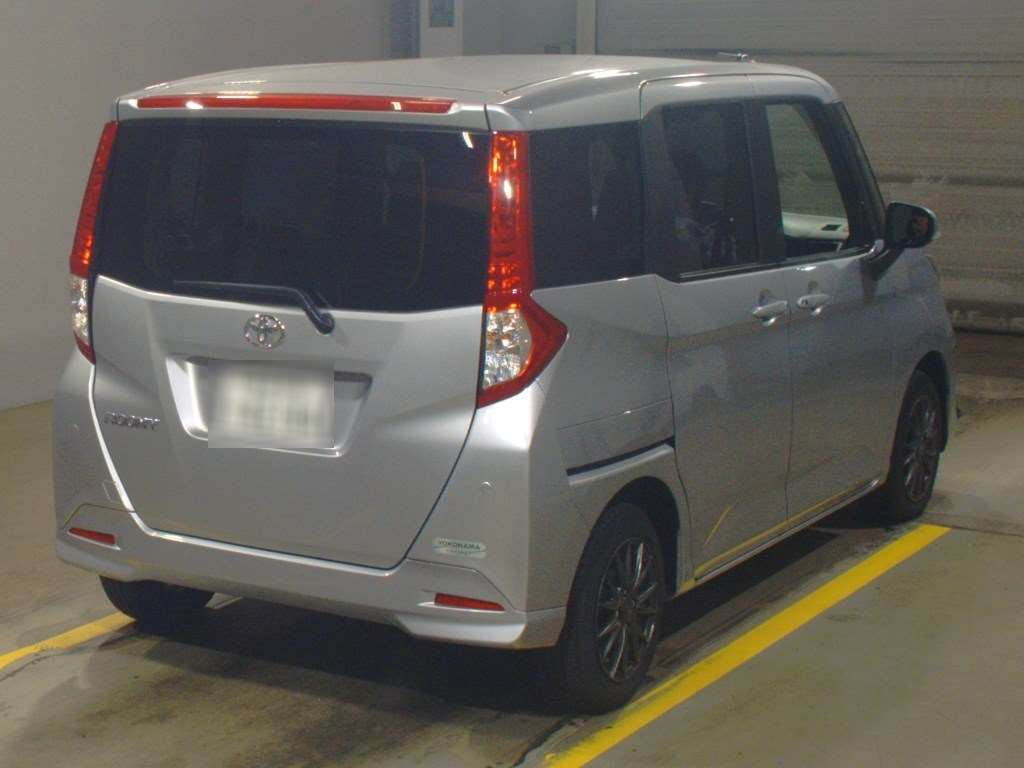 2022 Toyota Roomy M900A[1]