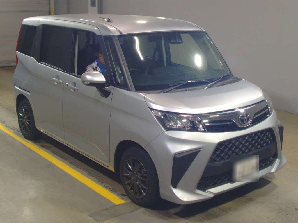 2022 Toyota Roomy M900A[2]