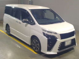 2021 Toyota Voxy