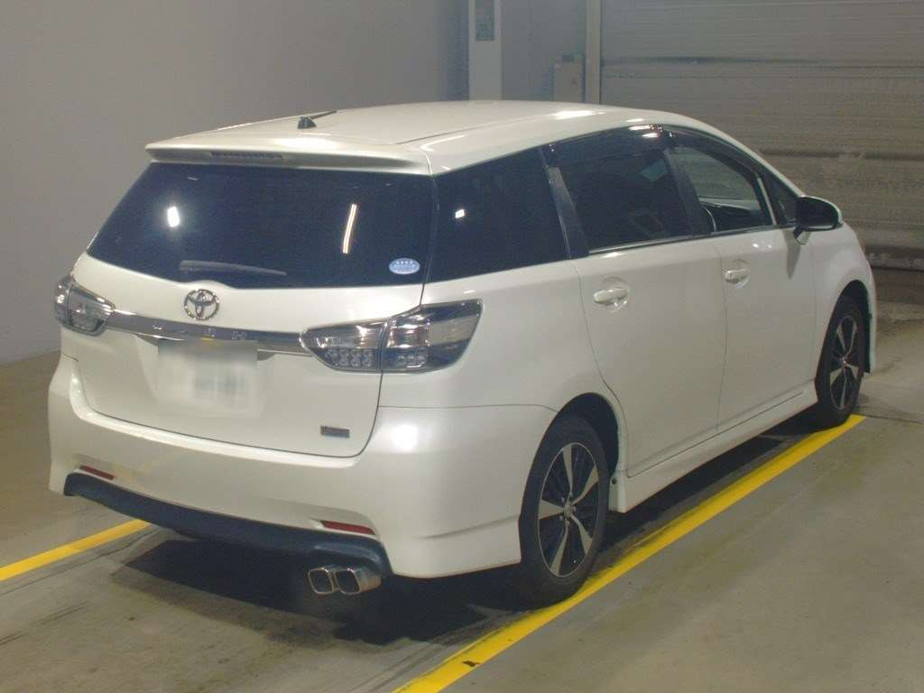 2015 Toyota Wish ZGE20W[1]