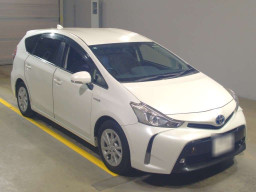 2015 Toyota Prius alpha