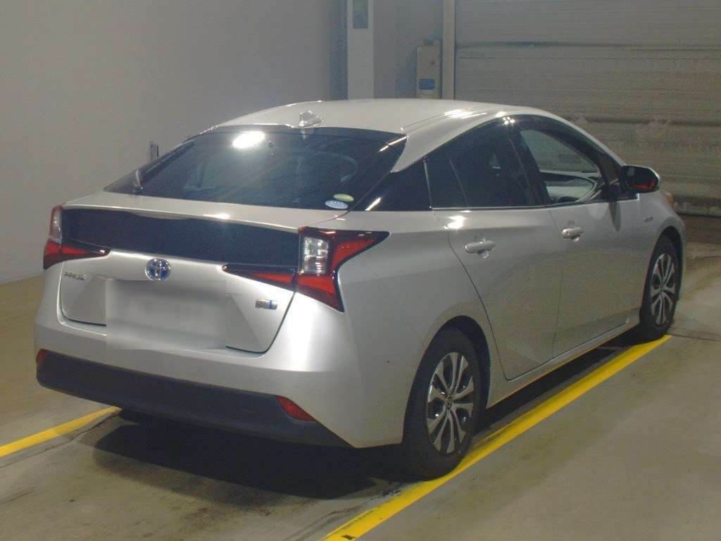 2019 Toyota Prius ZVW51[1]