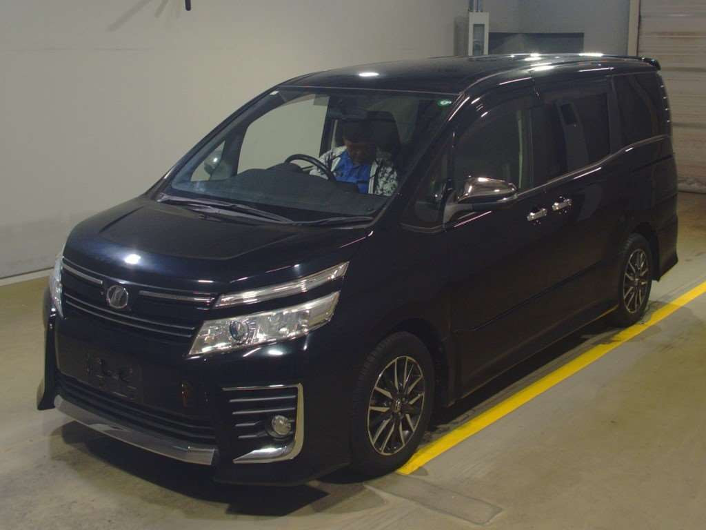 2015 Toyota Voxy ZRR80W[0]